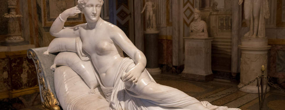 paulina-bonaparte-statue-on-a-chez-lounge-borghese-gallery-rome-italy